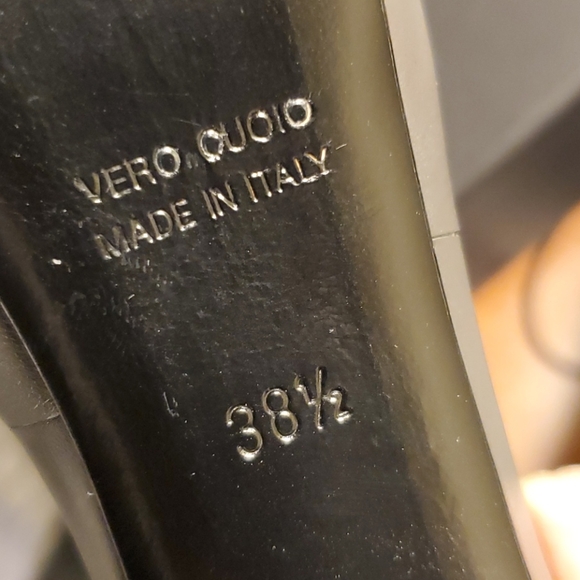 NWT Vera Wang Pewter Heels SZ 38.5 - Picture 9 of 9